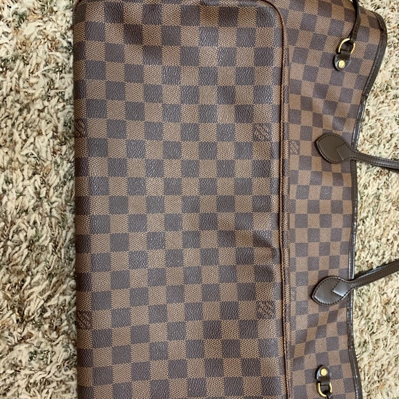 Louis Vuitton Neverfull - Picture 7 of 7
